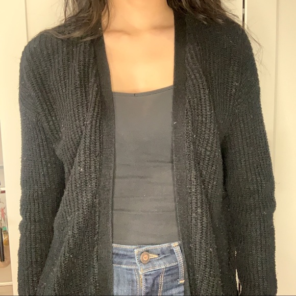 Urban Heritage Knit Cardigan Criss Cross Back - Picture 3 of 9